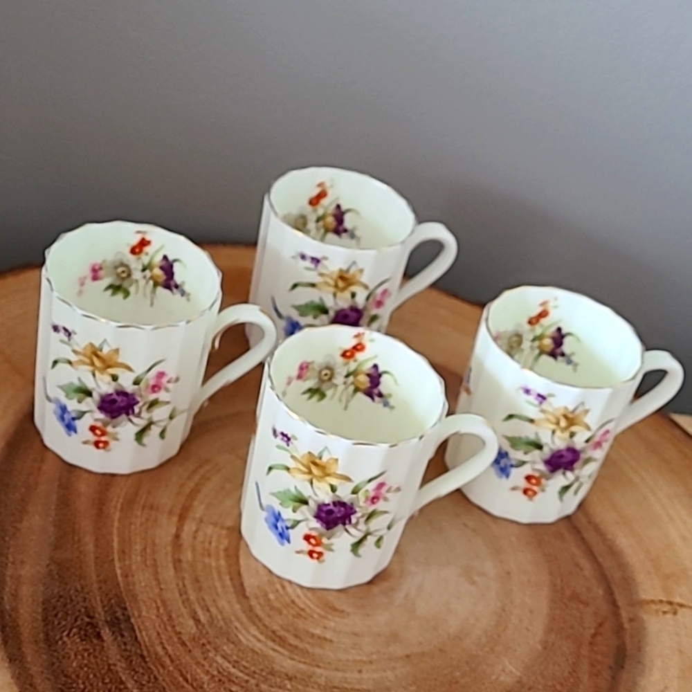 Vintage *RARE* Royal Worcester and Paragon espresso set EUC - Picture 6 of 13